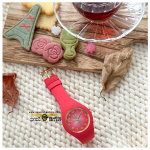 ساعت آیس واچ ICE glam secret-Pinky-Small-on-hand