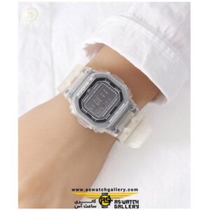 ساعت کاسیو جی شاک DW-B5600G-7DR-on-hand
