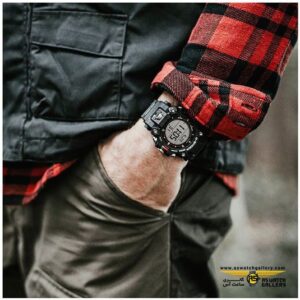 ساعت کاسیو جی شاک GW-9500-1DR-on-hand